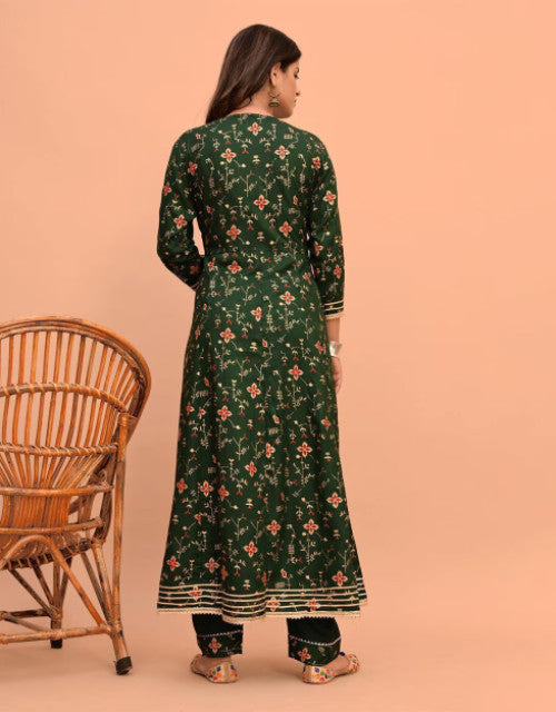 Dropdash women printed kurta set green floral long kurta with matching pants back view on model