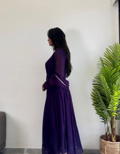  girls clothing affordable party wear kurti India in deep purple with full sleeves and flowy design