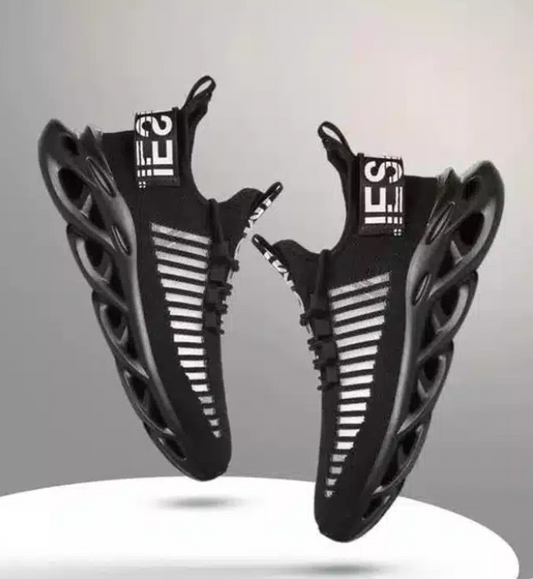 Black sports shoes for men with unique hollow sole design and striped mesh upper for breathability