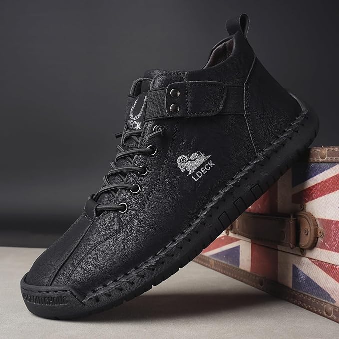 Black leather men's black boots with lace-up design and stitched sole for casual wear